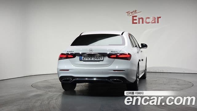 Mercedes-Benz E-класс W213 AMG Line, 2021 4