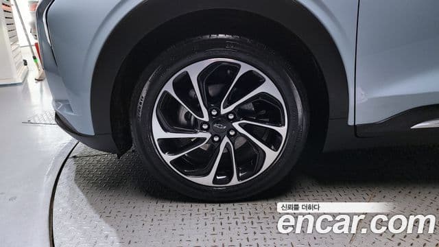 Chevrolet(GM대우) 볼트 EUV Premier, 2023 все фото