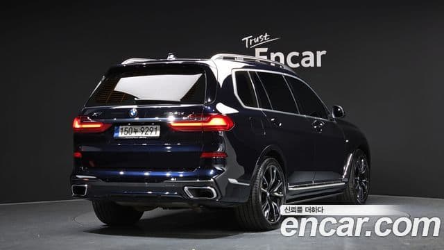 BMW X7 (G07) xDrive 40d M Sport 6인승, 2022 2