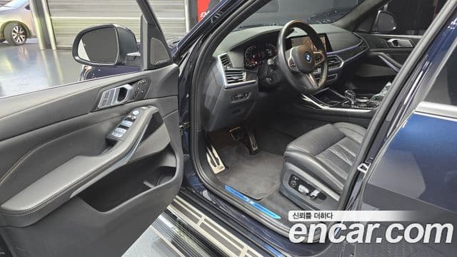 BMW X7 (G07) xDrive 40d M Sport 6인승, 2022 11