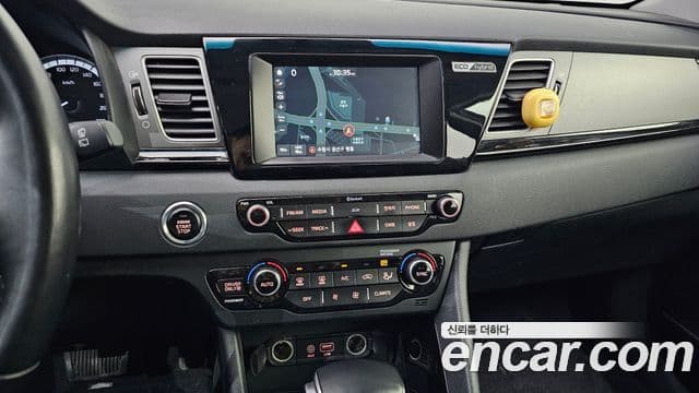 Kia Niro Prestige, 2017 14