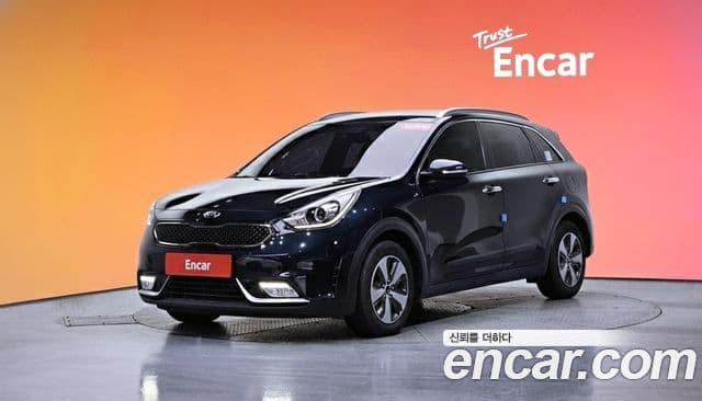 Kia Niro Prestige, 2017 1