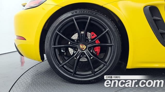 Porsche 718 Boxster S 2.5, 2018 все фото