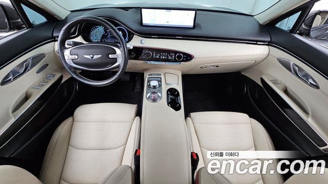 Genesis GV70, 2022 6