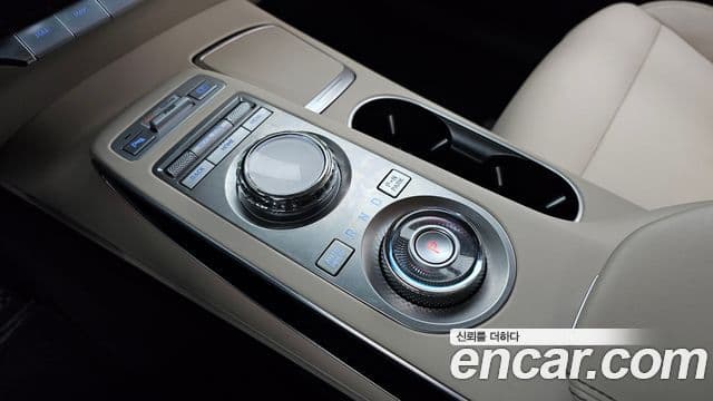 Genesis GV70, 2022 13