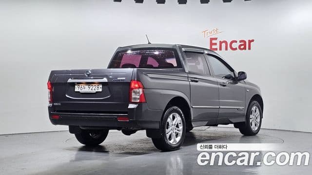 KG모빌리티(SsangYong) Korando Sport Club, 2014 2