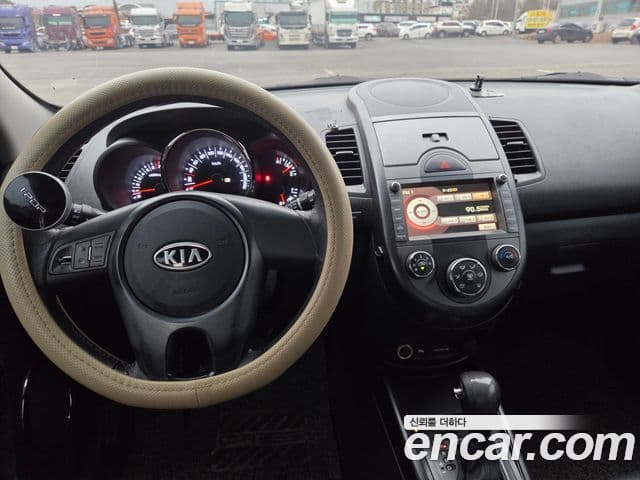Kia Soul Safety, 2011 6