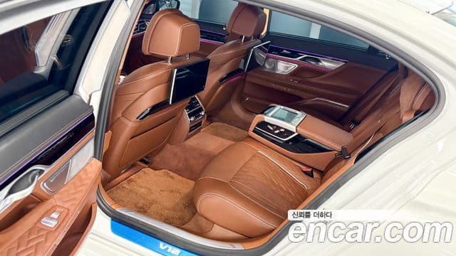 BMW 7시리즈 (G11) M760Li xDrive, 2020 12
