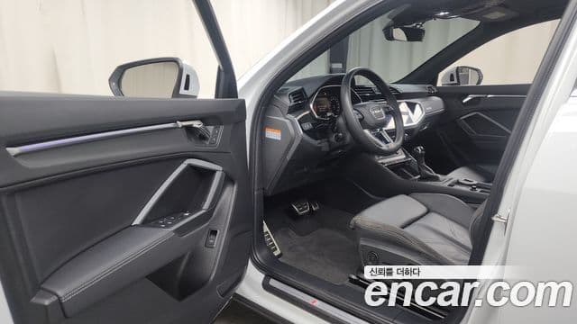 Audi Q3 (F3) 35 TDI Premium Sportback, 2023 10