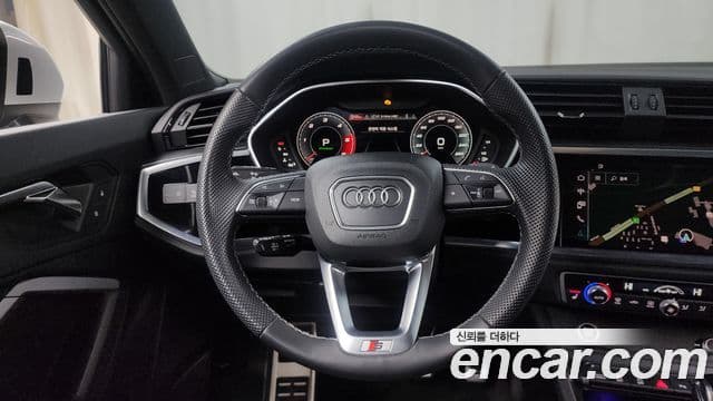 Audi Q3 (F3) 35 TDI Premium Sportback, 2023 13