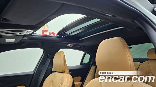 Volvo S60 3세대 B5 Inscription, 2022 19