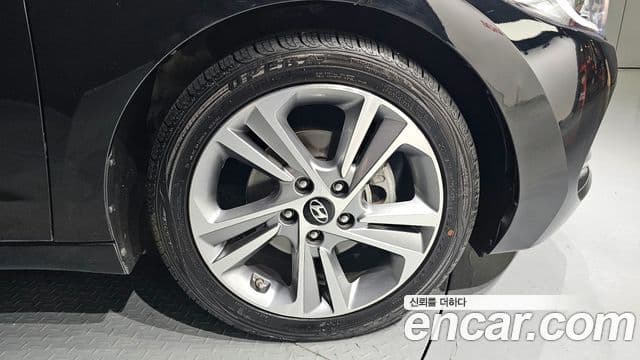 Hyundai Avante AD Premium, 2016 все фото