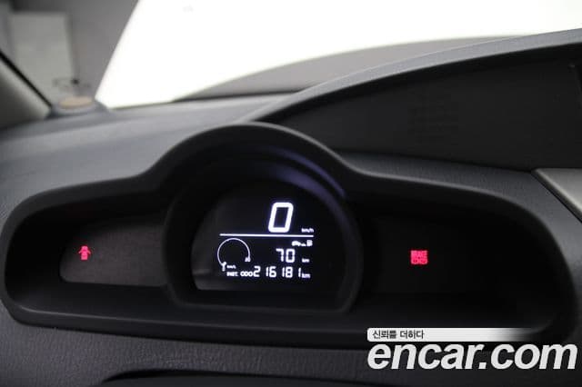 KG모빌리티(SsangYong) Korando 투리스모 2WD LT 11인승, 2014 7