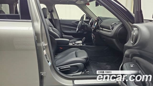 Mini Cooper 클럽맨 2세대, 2020 11