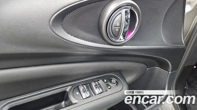 Mini Cooper 클럽맨 2세대, 2020 14