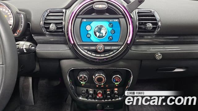 Mini Cooper 클럽맨 2세대, 2020 16