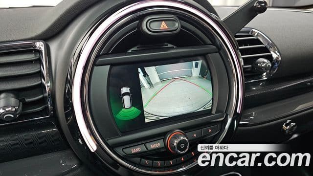 Mini Cooper 클럽맨 2세대, 2020 17