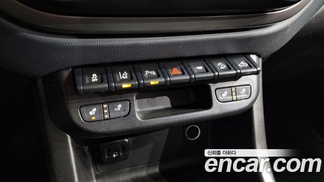 Chevrolet(GM대우) real New 콜로라도 3.6 Z71-X Midnight 4WD, 2021 16