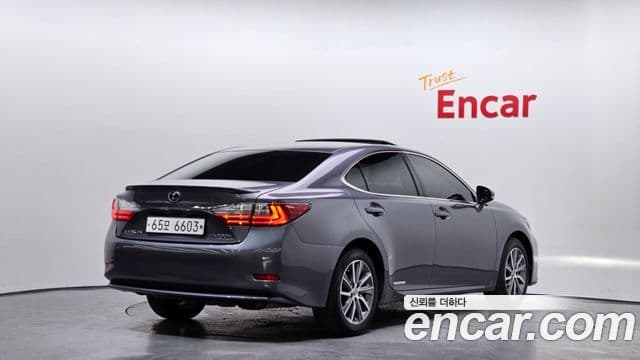 Lexus New ES300h XV60, 2018 2