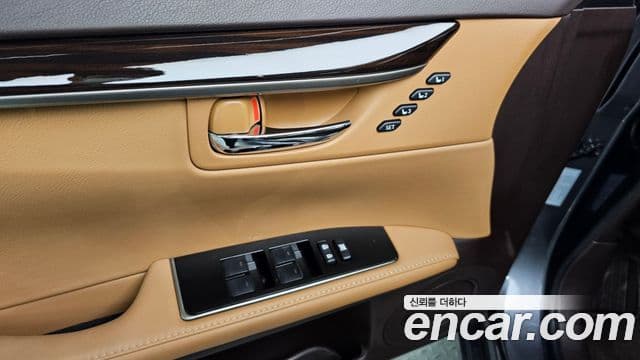 Lexus New ES300h XV60, 2018 19