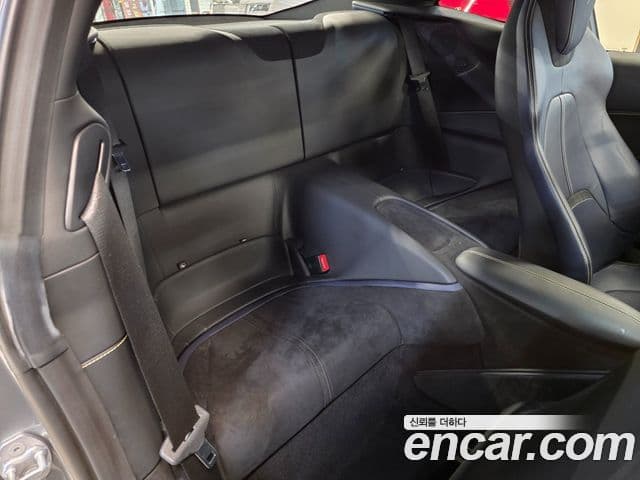 Ferrari 로마, 2022 16