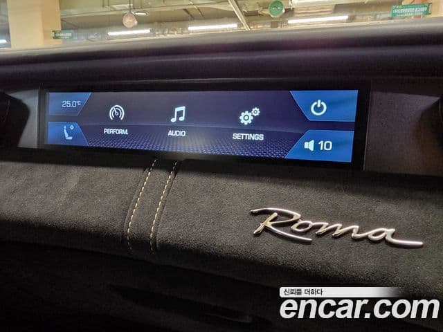 Ferrari 로마, 2022 17