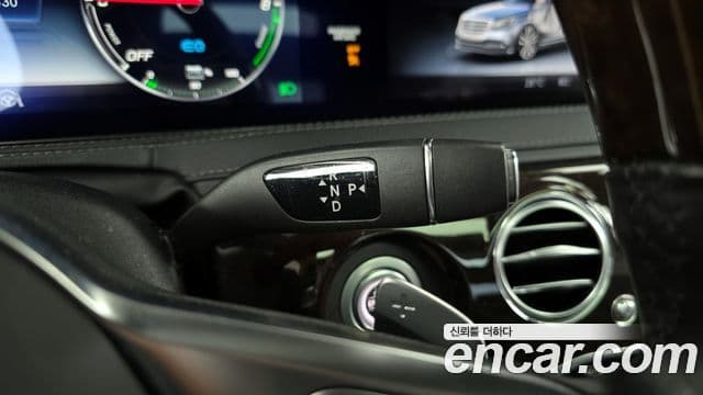 Mercedes-Benz S-класс W222 S560eL, 2020 9