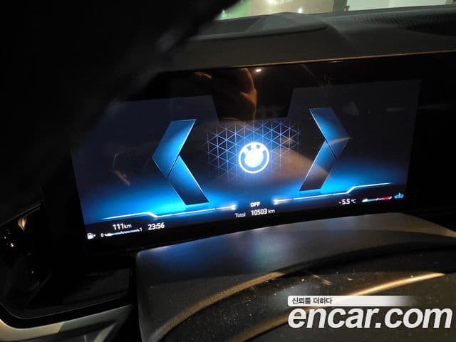 BMW X6 (G06) xDrive40i M Sport, 2025 8