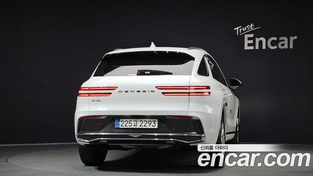 Genesis GV70, 2025 4