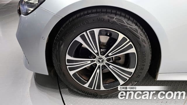 Mercedes-Benz E-класс W214 Avantgarde, 2024 все фото