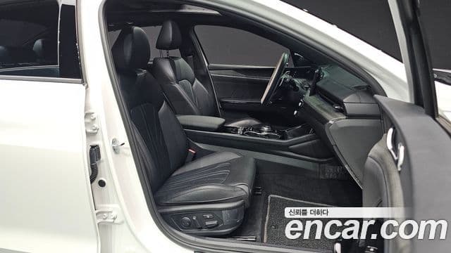 Kia The / новый New K5 3세대 Signature, 2024 19