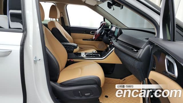 Kia Carnival 4세대 Signature, 2022 11
