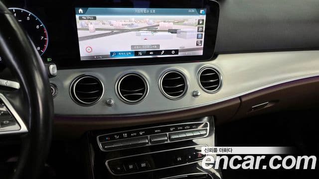 Mercedes-Benz E-класс W213 Avantgarde, 2021 14