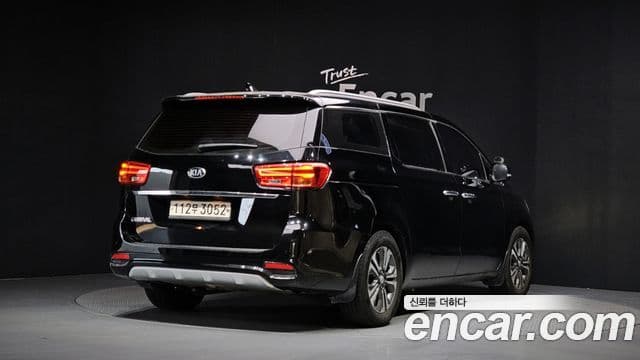 Kia The / новый New Carnival Luxury, 2019 2