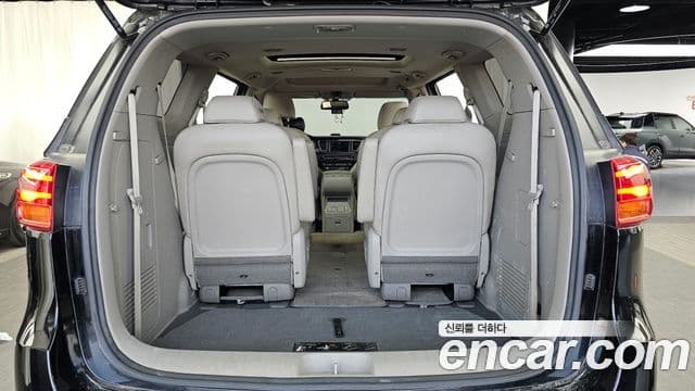 Kia The / новый New Carnival Luxury, 2019 20