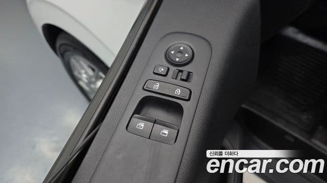 Hyundai Staria Modern, 2022 17