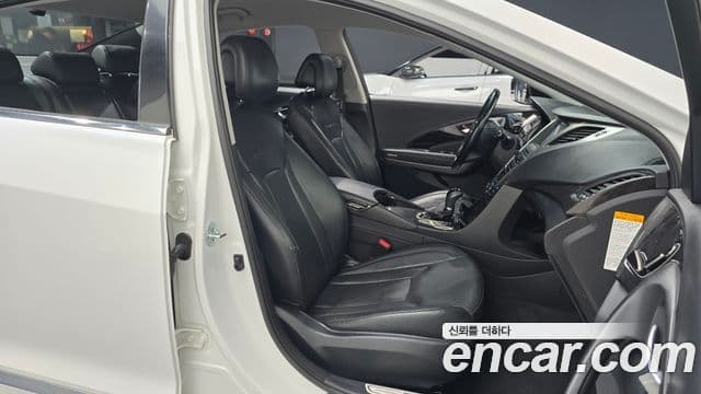 Hyundai Grandeur HG гибрид Premium, 2015 10