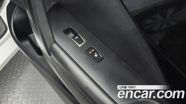 Hyundai Grandeur HG гибрид Premium, 2015 18