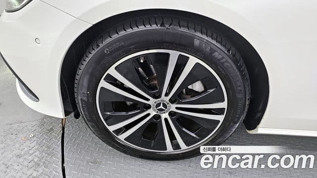 Mercedes-Benz E-класс W213 Avantgarde, 2022 все фото