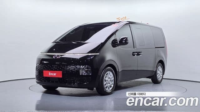 Hyundai Staria Modern, 2024 1
