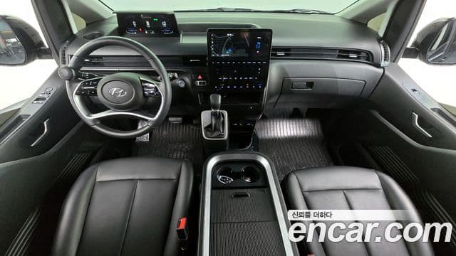 Hyundai Staria Modern, 2024 7