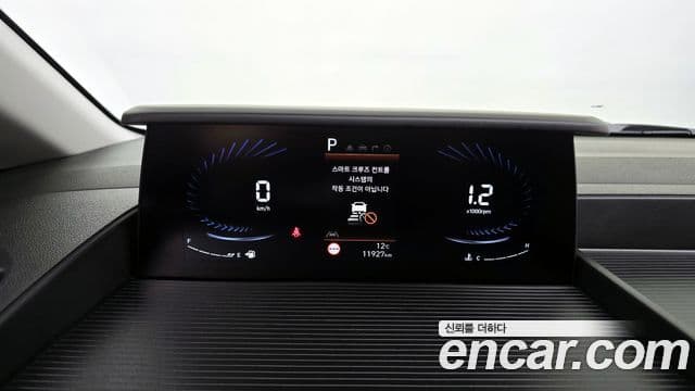 Hyundai Staria Modern, 2024 8