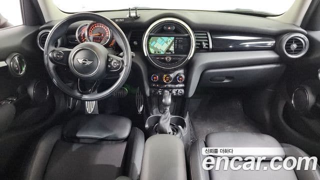 Mini Cooper D 3세대, 2016 7