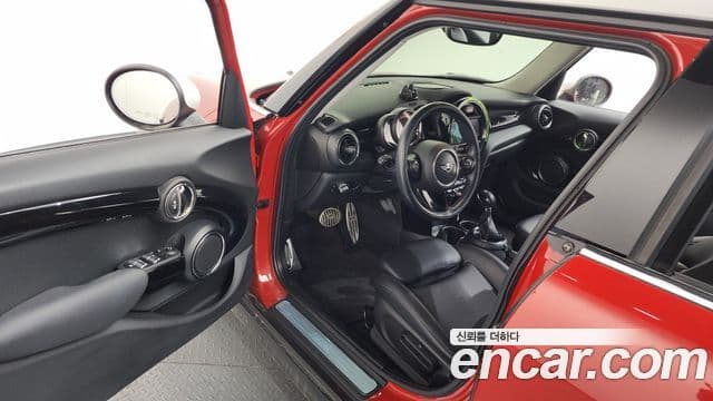 Mini Cooper D 3세대, 2016 10