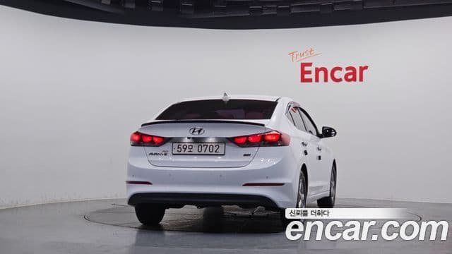 Hyundai Avante AD 1.6 GDI Smart, 2016 4