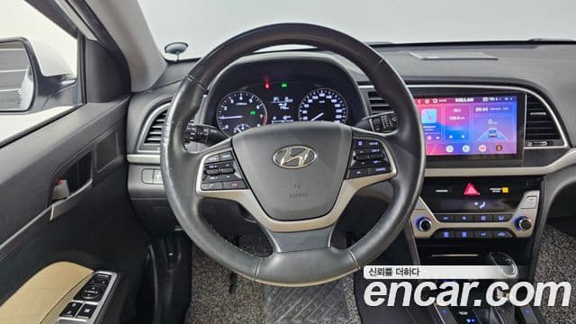 Hyundai Avante AD 1.6 GDI Smart, 2016 13