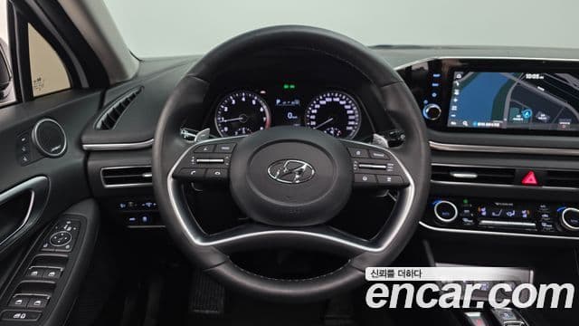 Hyundai Sonata (DN8) Premium Family, 2021 13