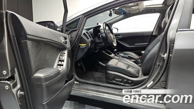 Kia K3 Noblesse, 2013 10