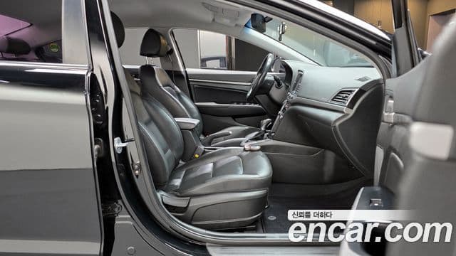 Hyundai Avante AD Modern, 2016 10