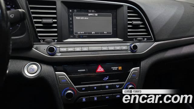 Hyundai Avante AD Modern, 2016 14